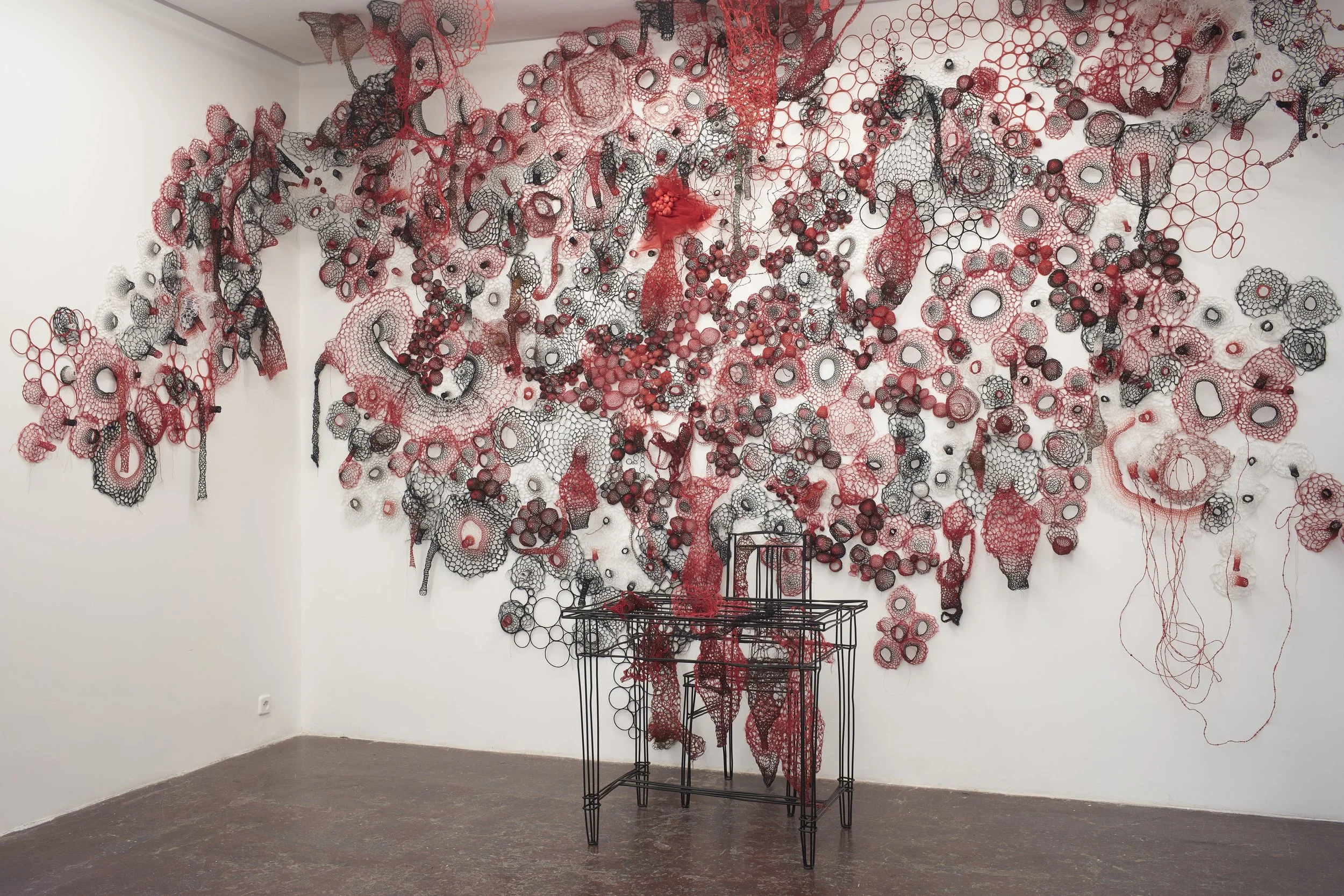 CHIHARU SHIOTA–塩田千春